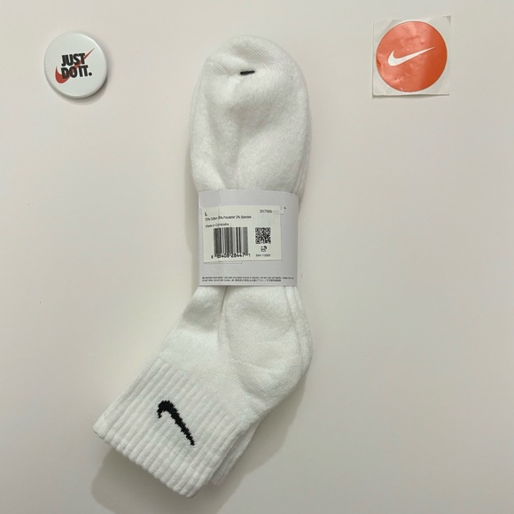 Nike Dri-fit Everyday Cushioned Quarter Cut Ankle socks white 3 pair Pack - Picture 7 of 16